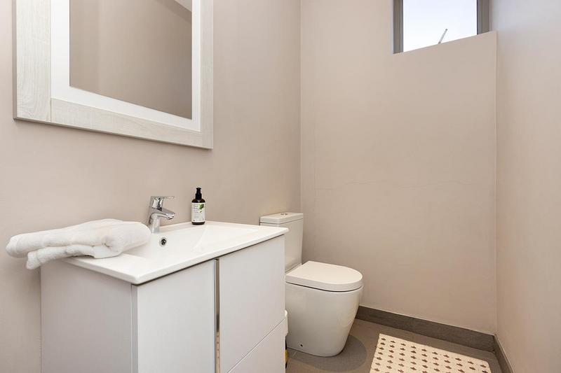 To Let 5 Bedroom Property for Rent in Chapman